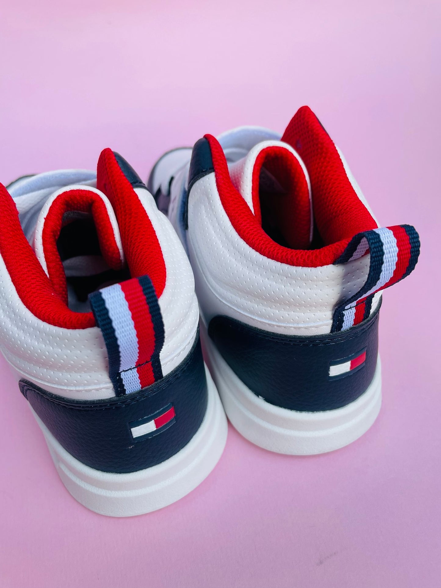 Tommy Hilfiger sneakers