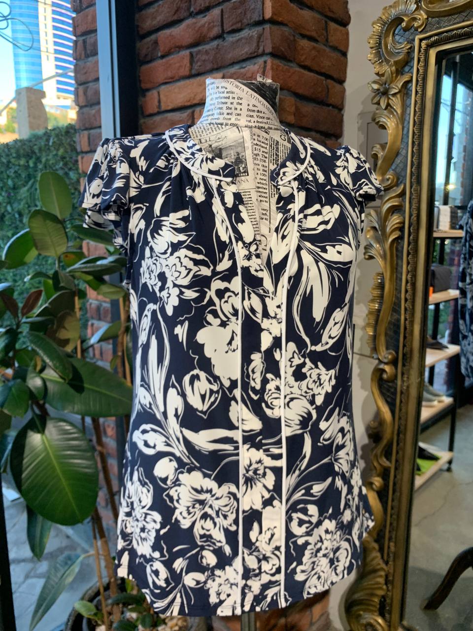 Tommy Hilfiger top