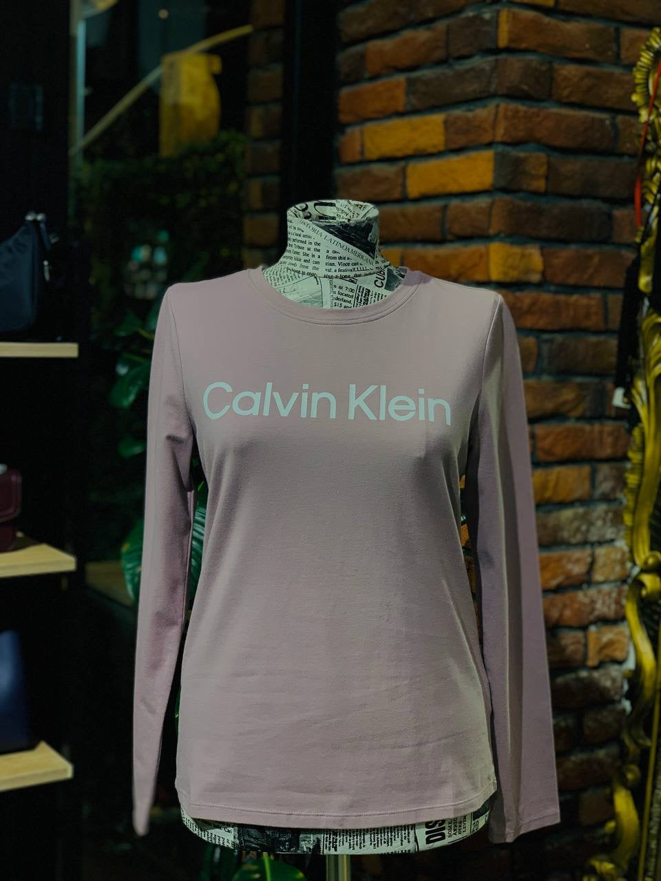 Calvin Klein sweater size medium