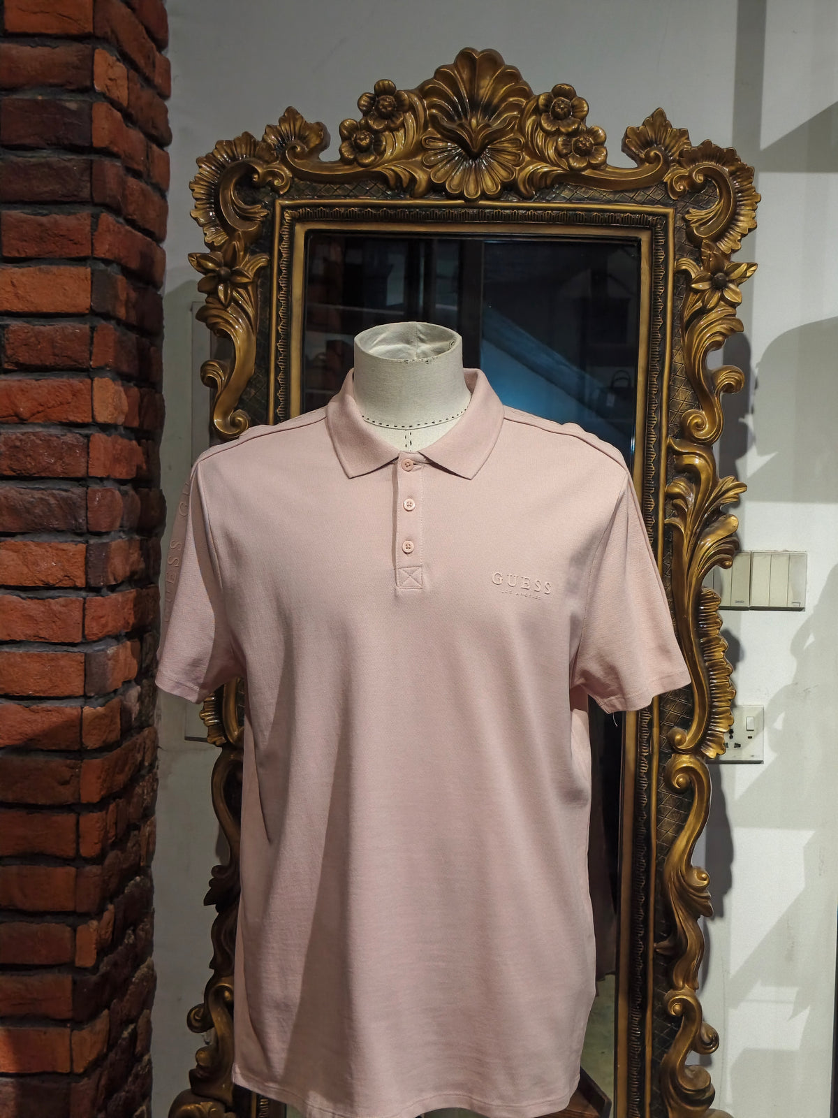 Guess shirt size large