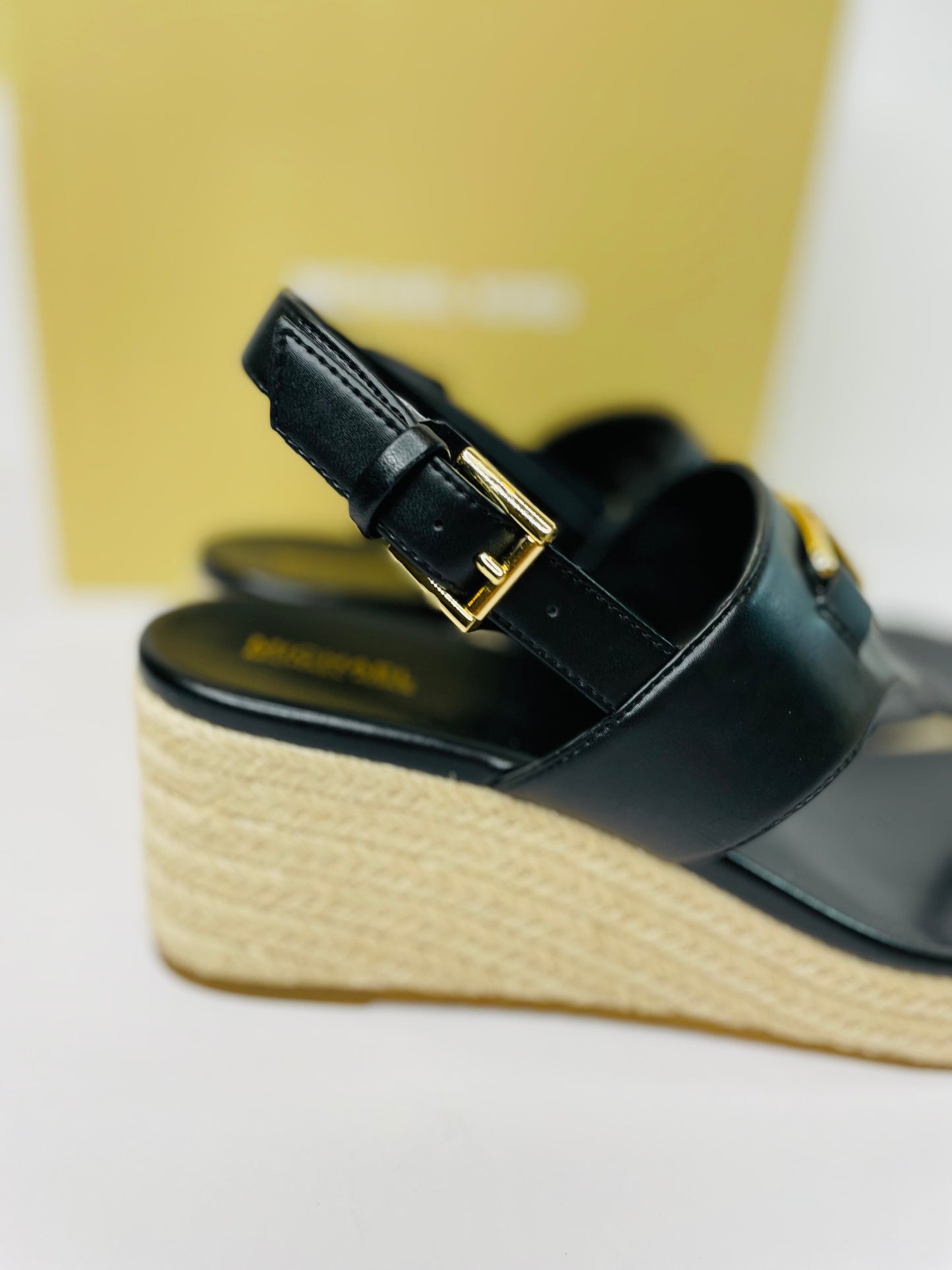 Michael kors sandal