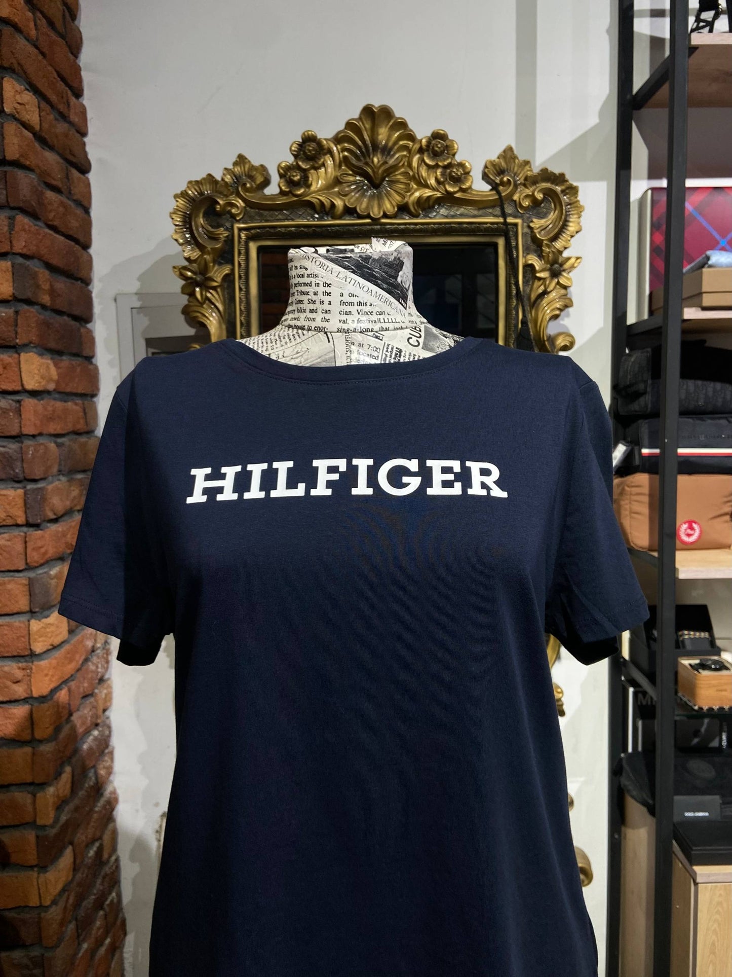 Tommy Hilfiger shirt size medium