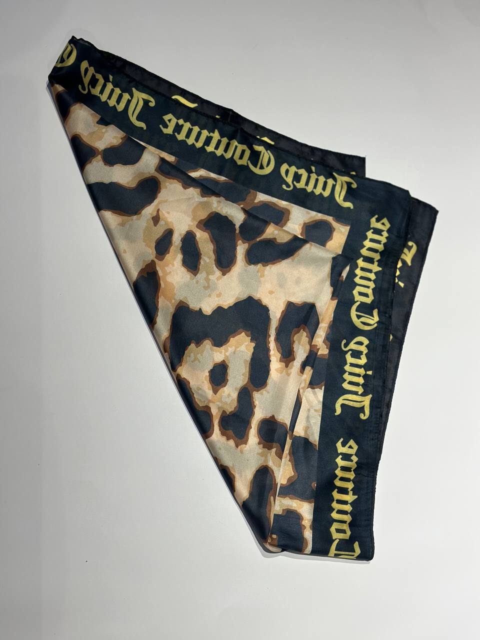 Juicy couture scarf