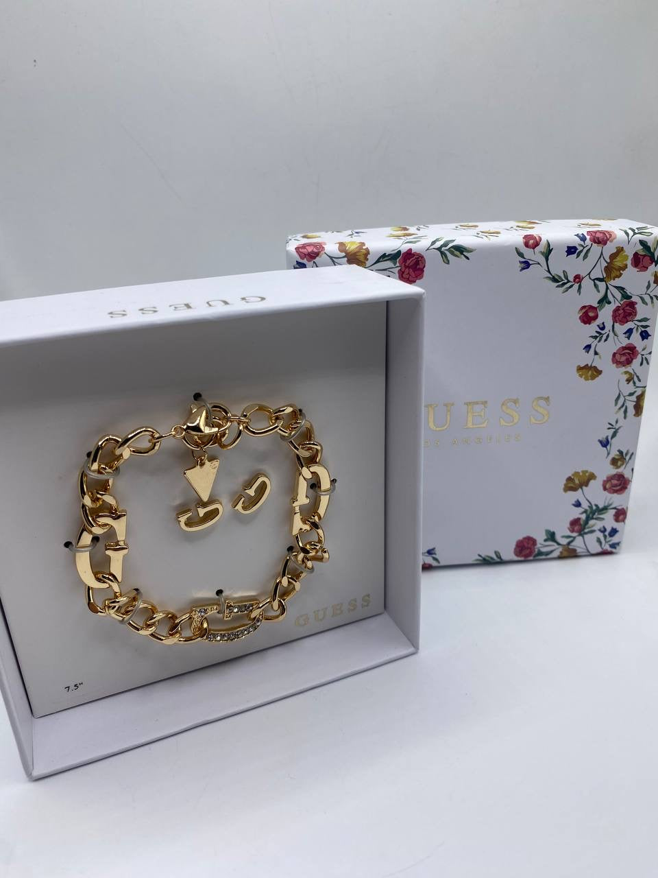 Guess set