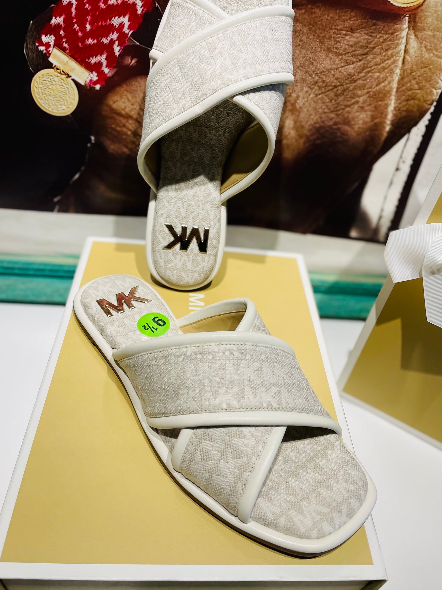 Michael kors sandal