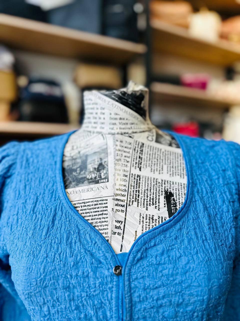 Dkny top size small