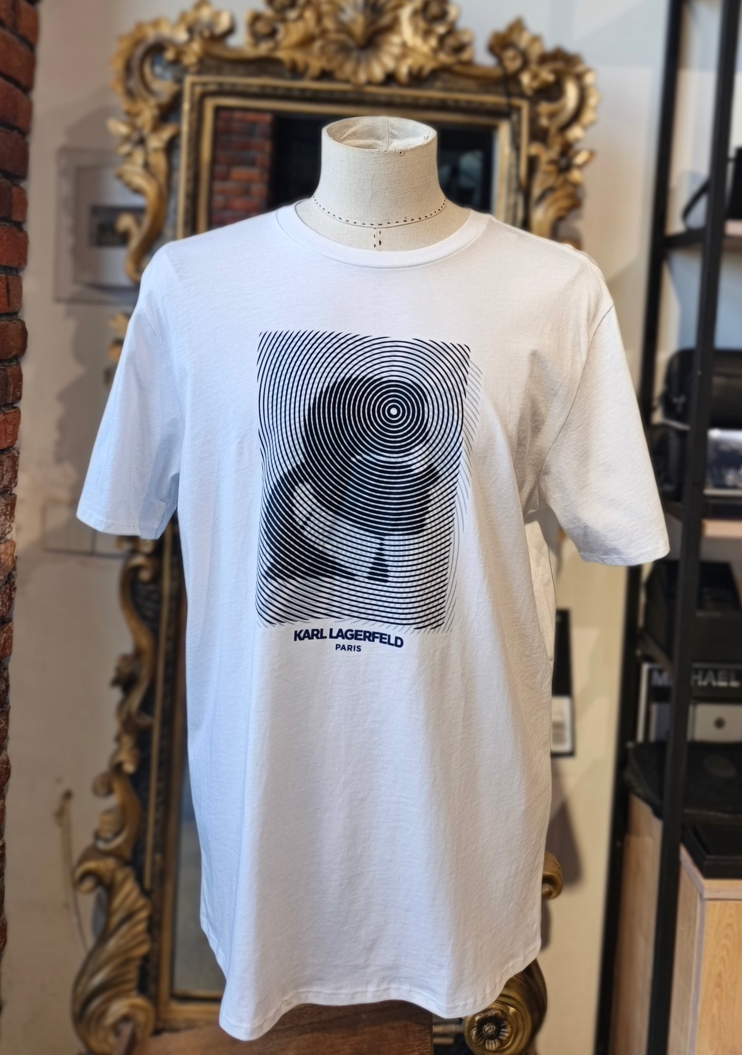 Karl lagerfeld shirt size large