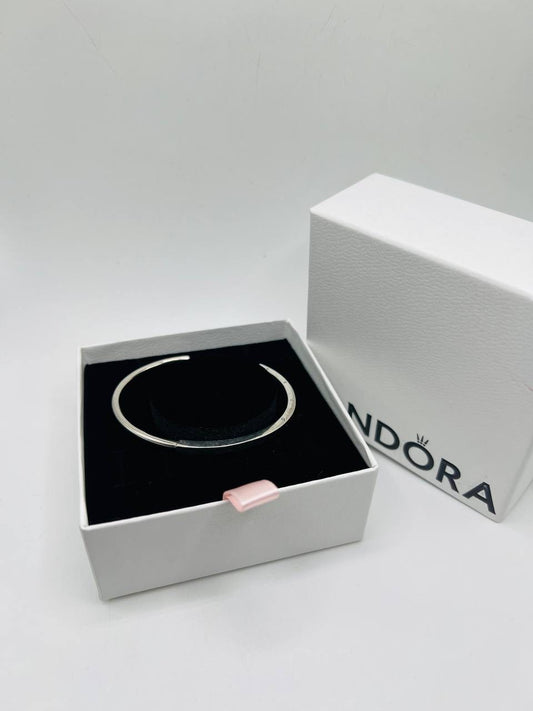pandora bracelet