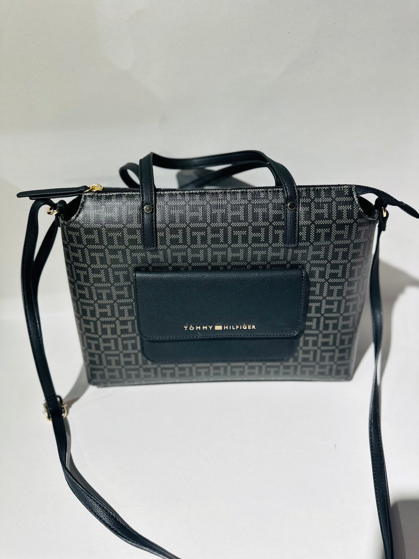 Tommy Hilfiger crossbody bag