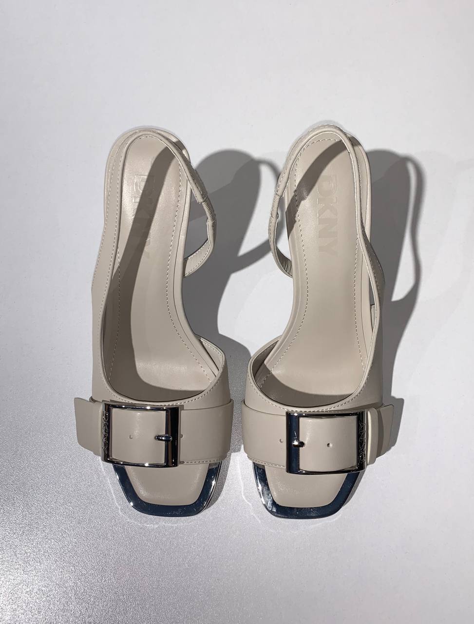 Dkny shoes size 8