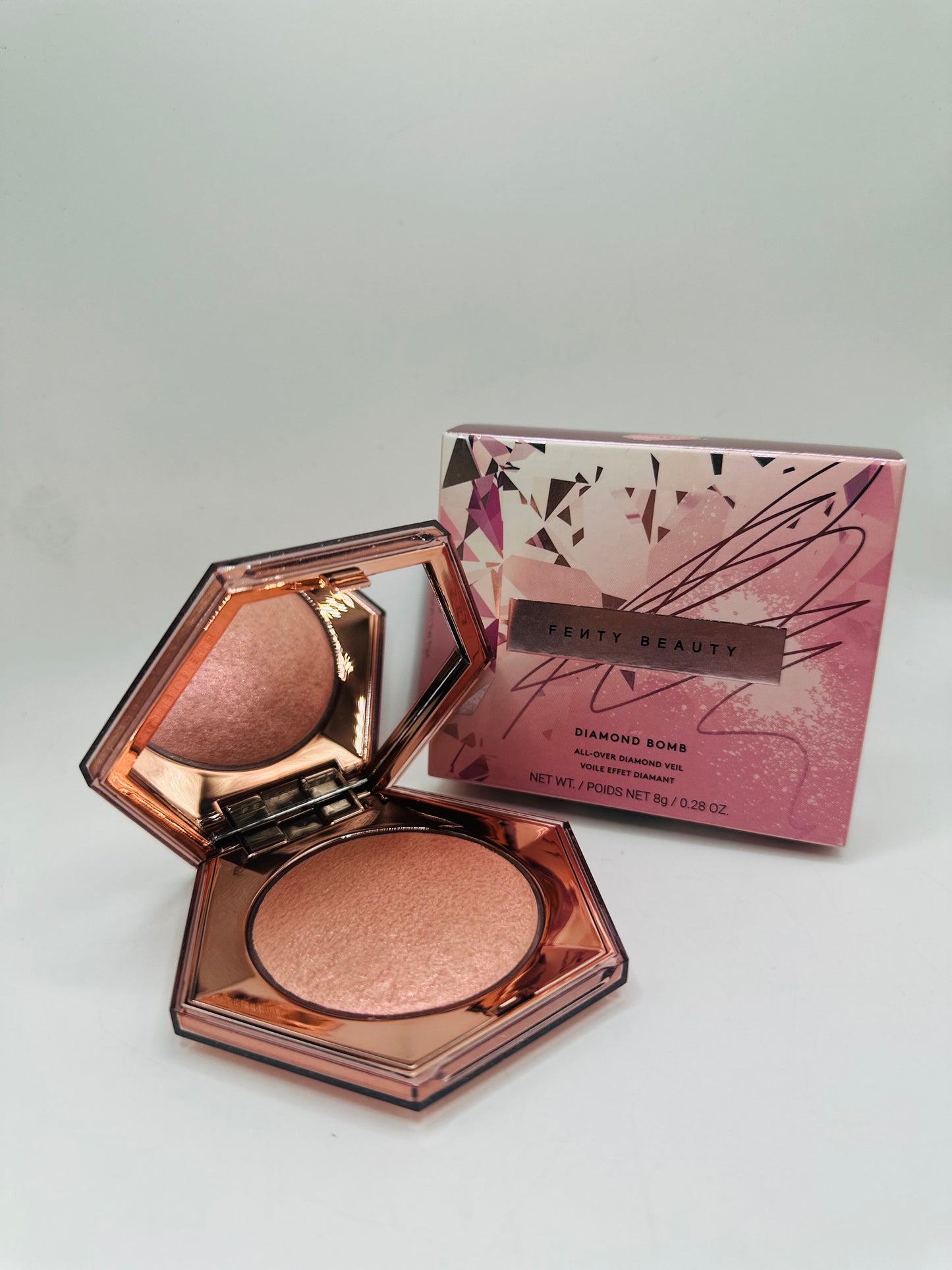 Fenty Beauty Diamond Bomb highlighter