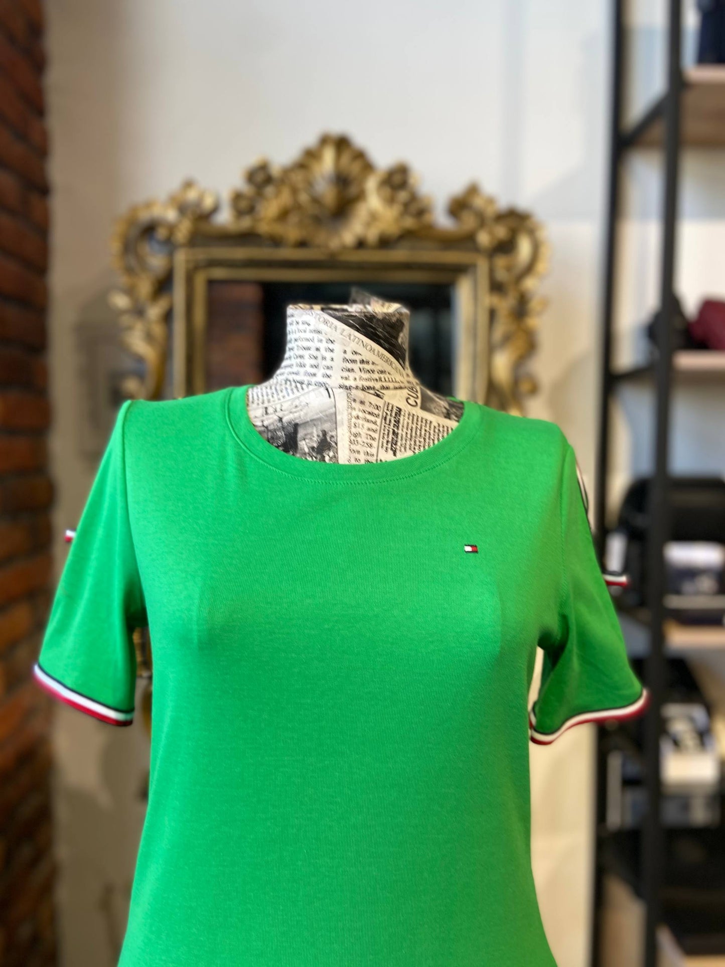 Tommy Hilfiger shirt size small