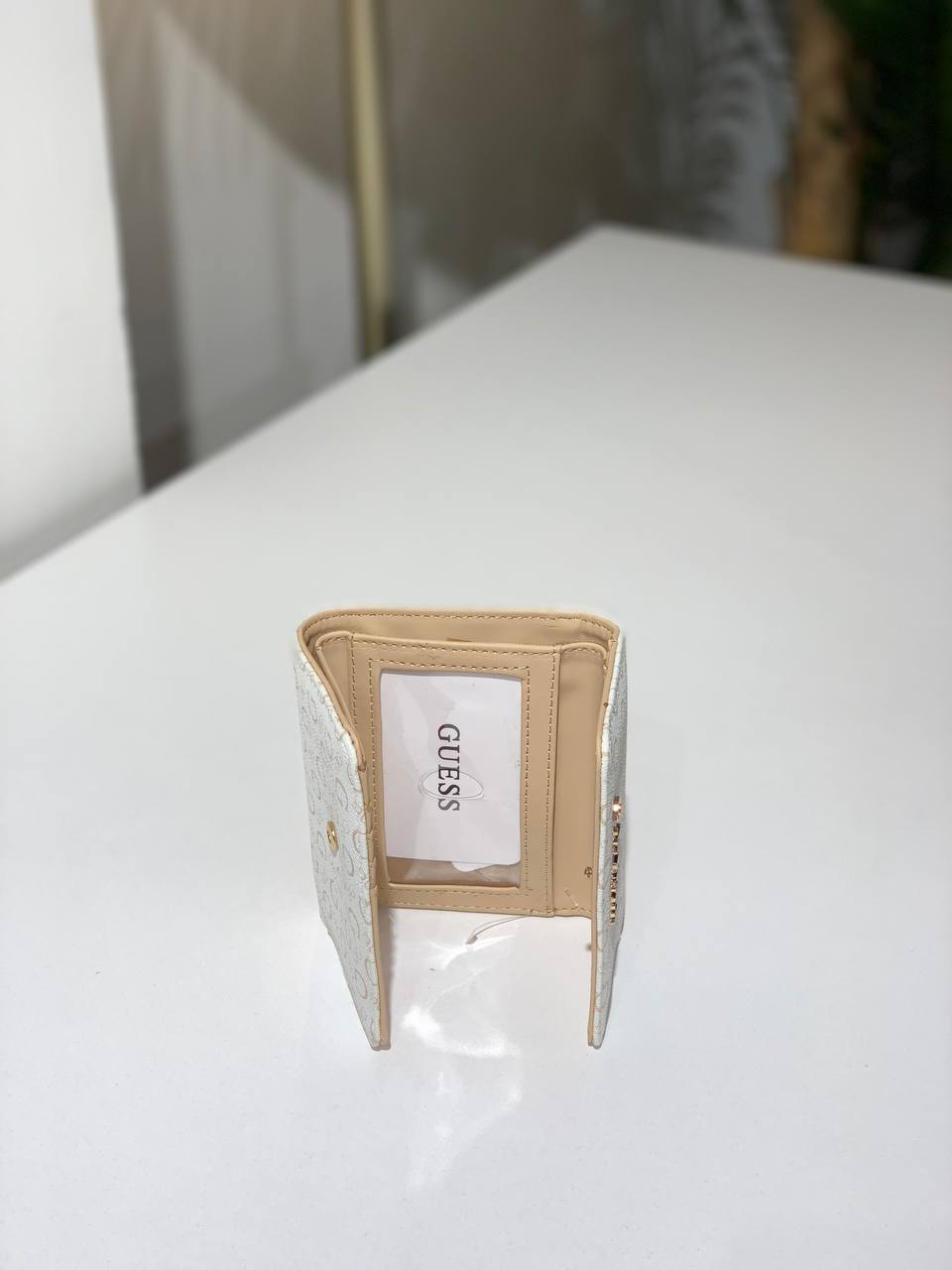 Guess wallet