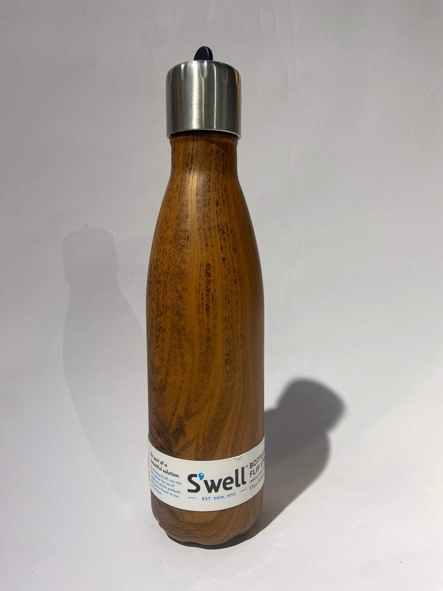 Swell teakwood bottle
