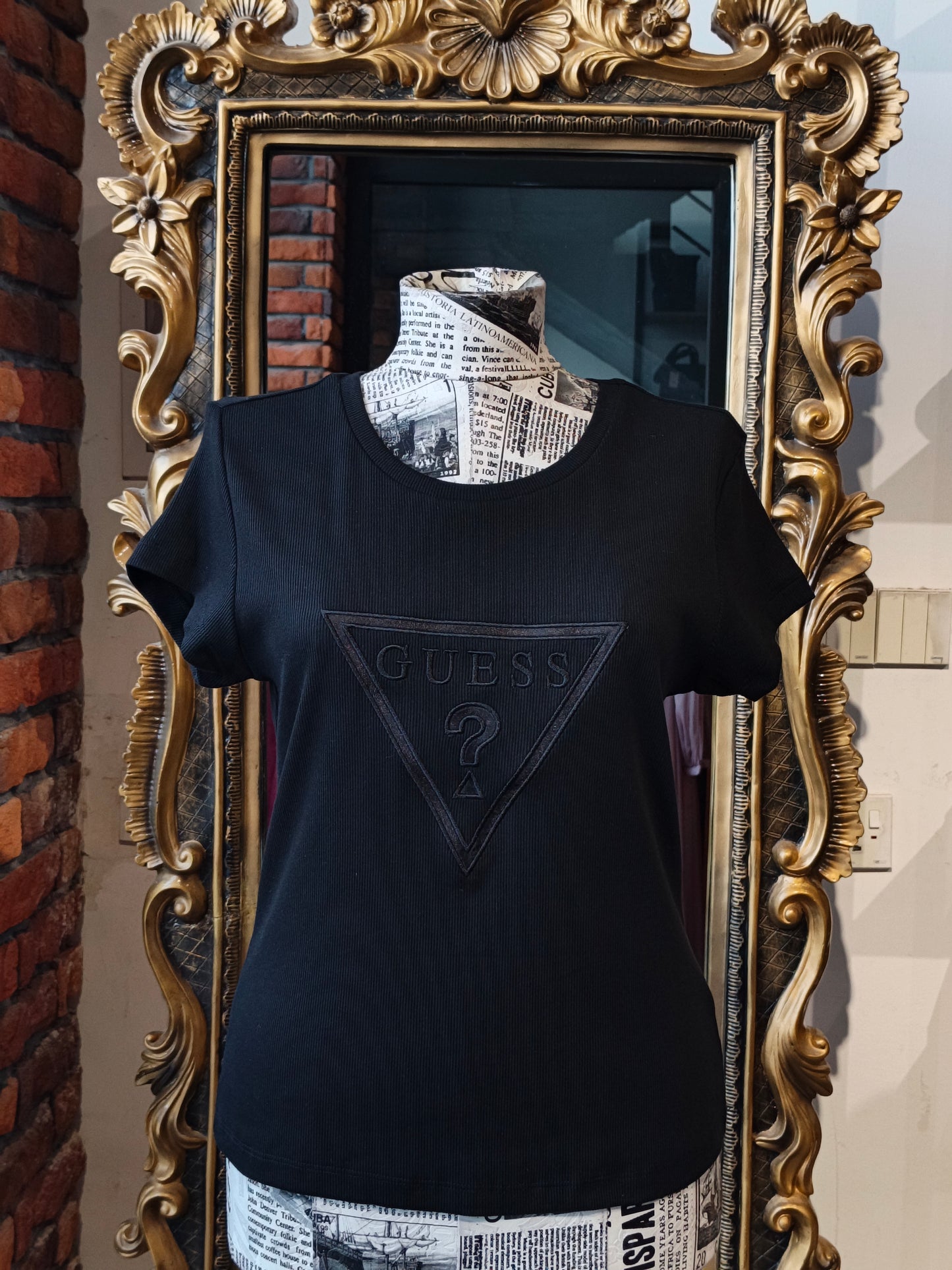 Guess shirt size X-Large