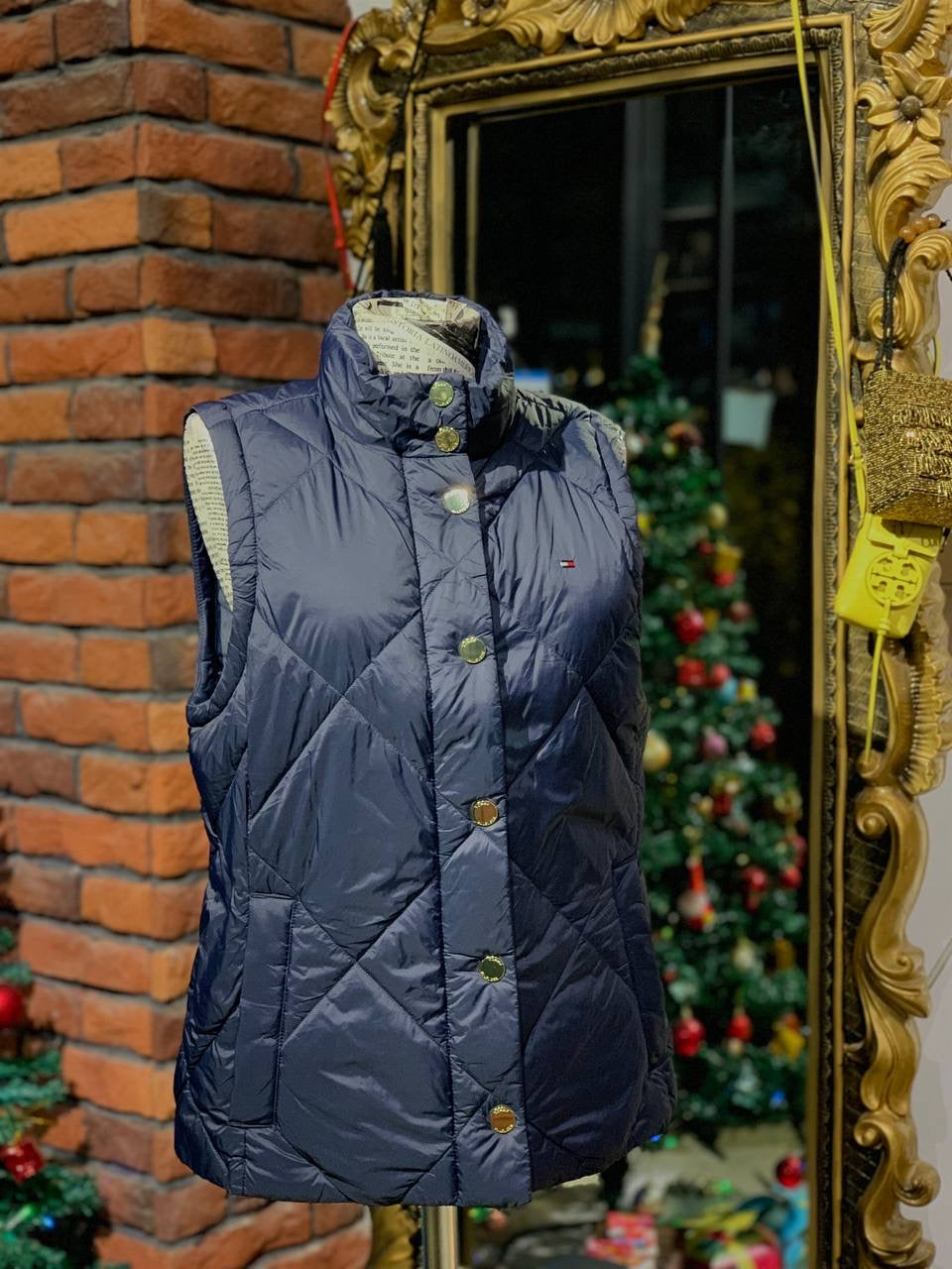 Tommy Hilfiger vest size small