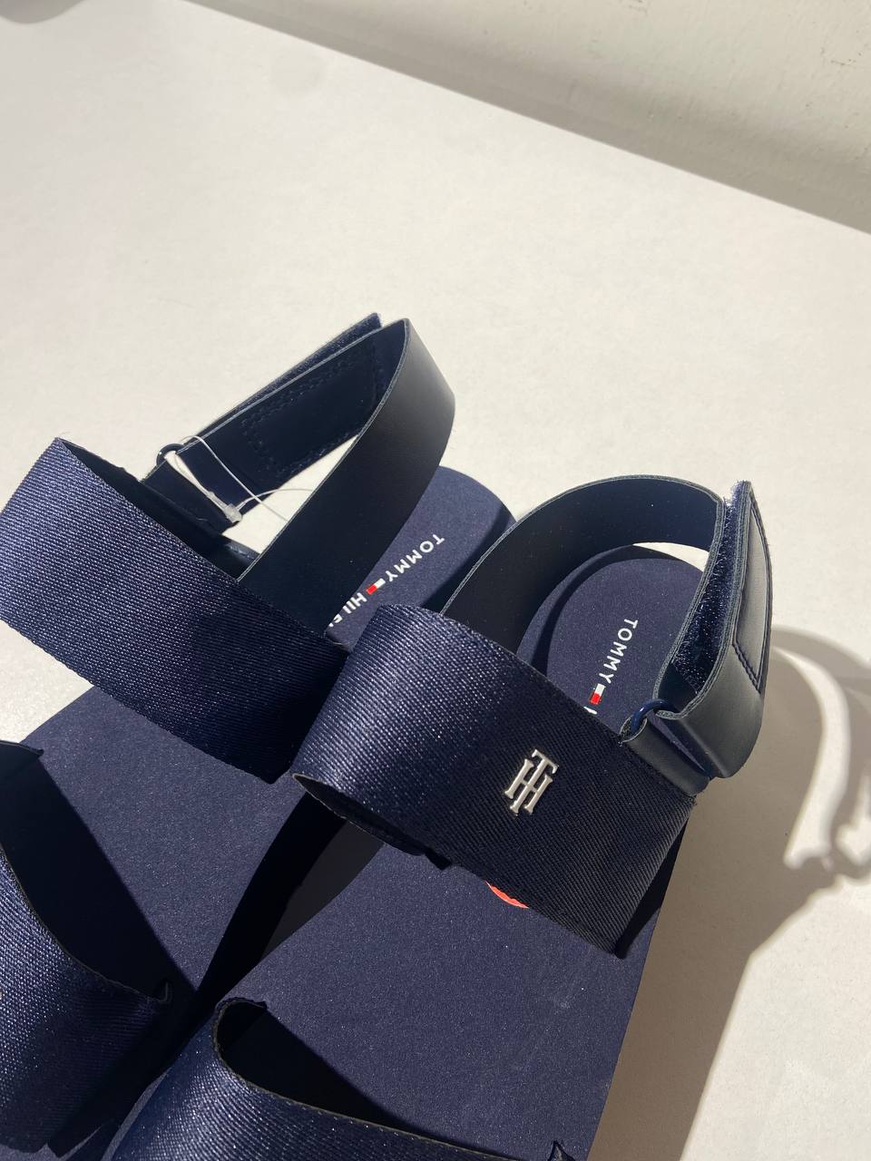 Tommy Hilfiger sandal size 36.5