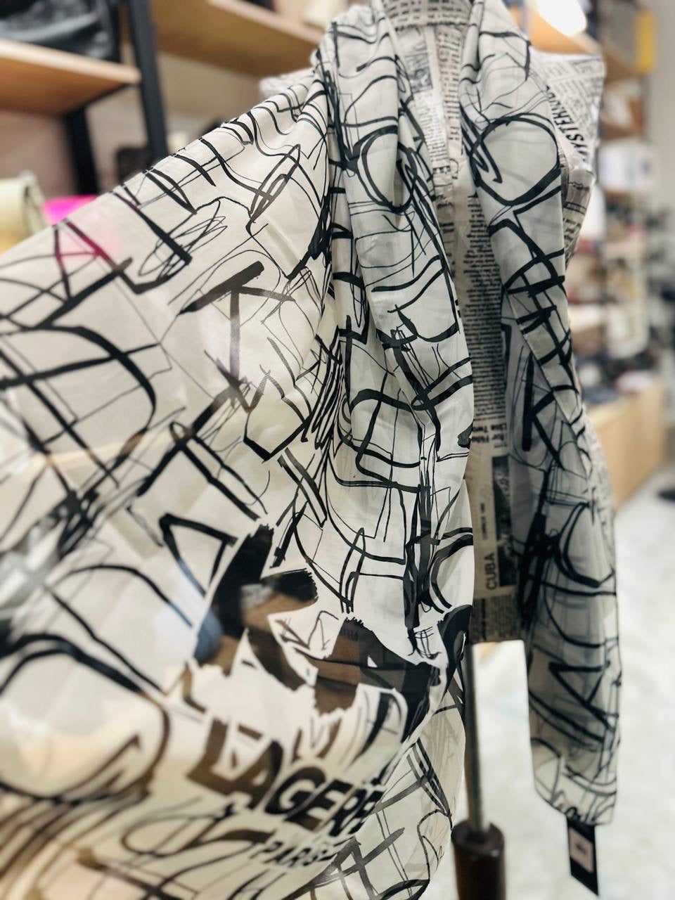 karl lagerfeld scarf