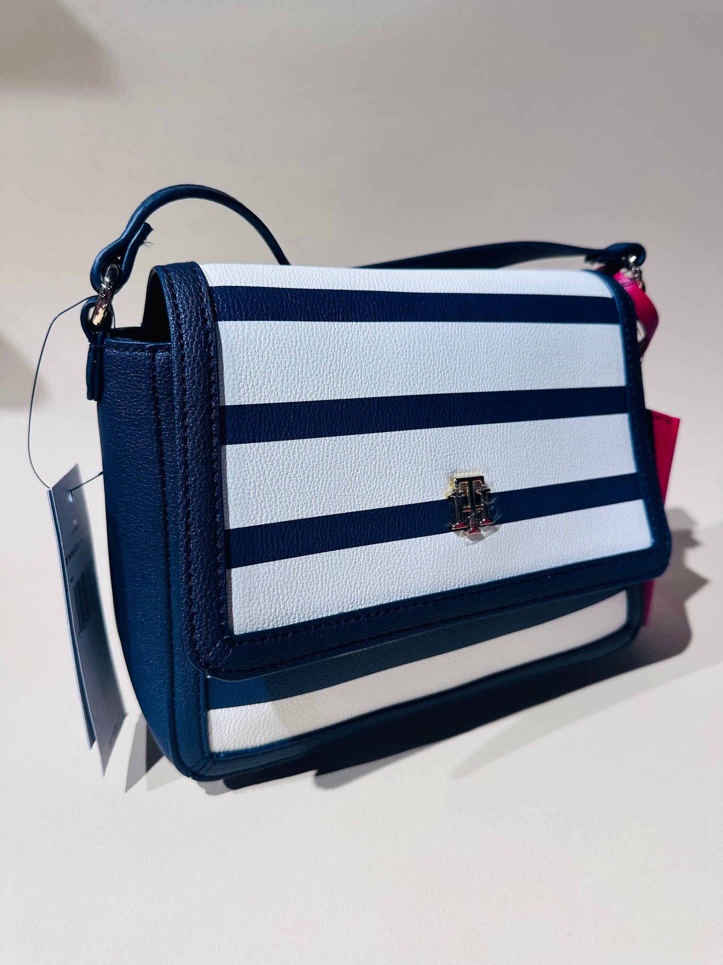 Tommy Hilfiger bag