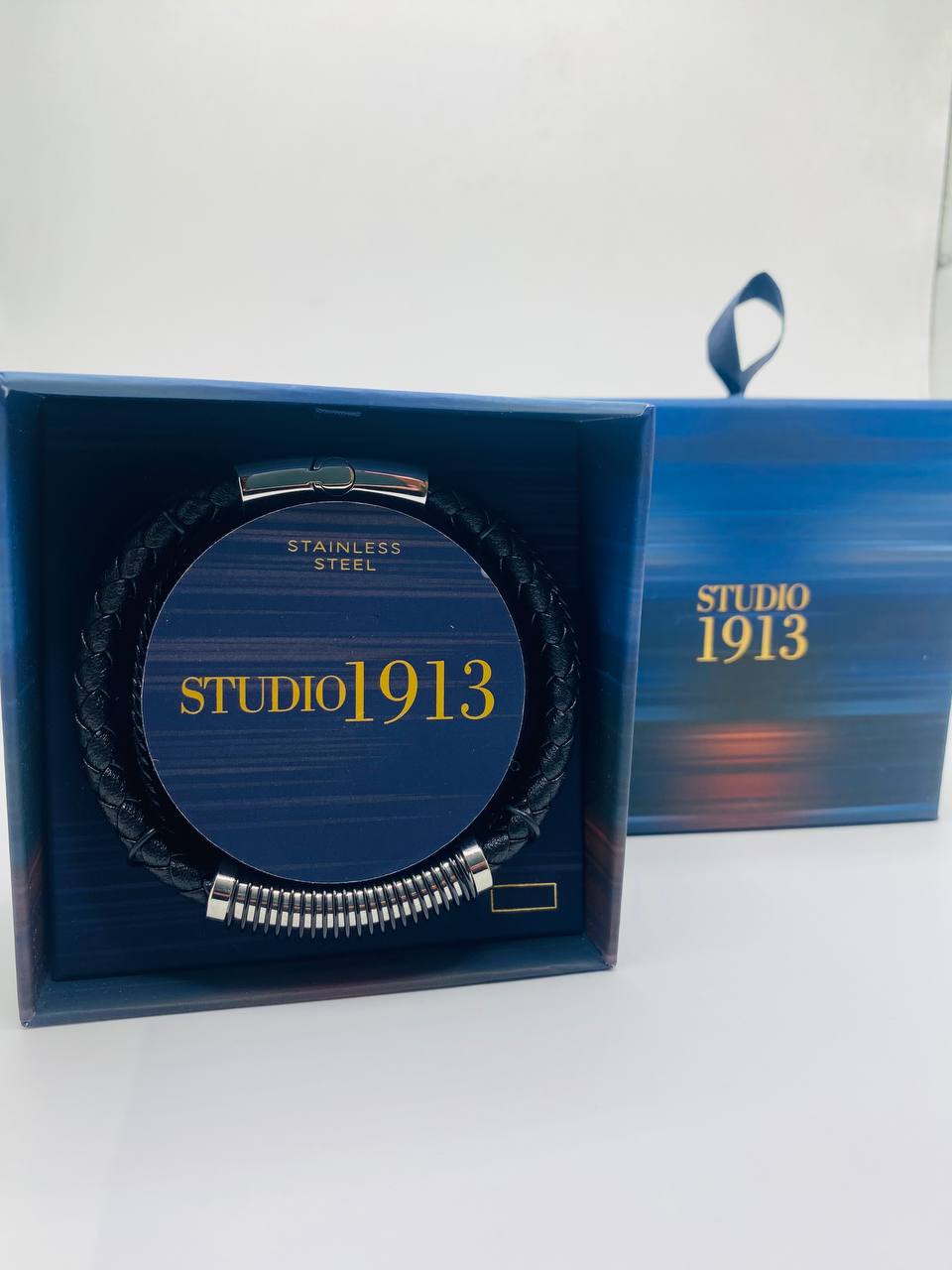 Studio 1913 bracelet 
Stainless steel