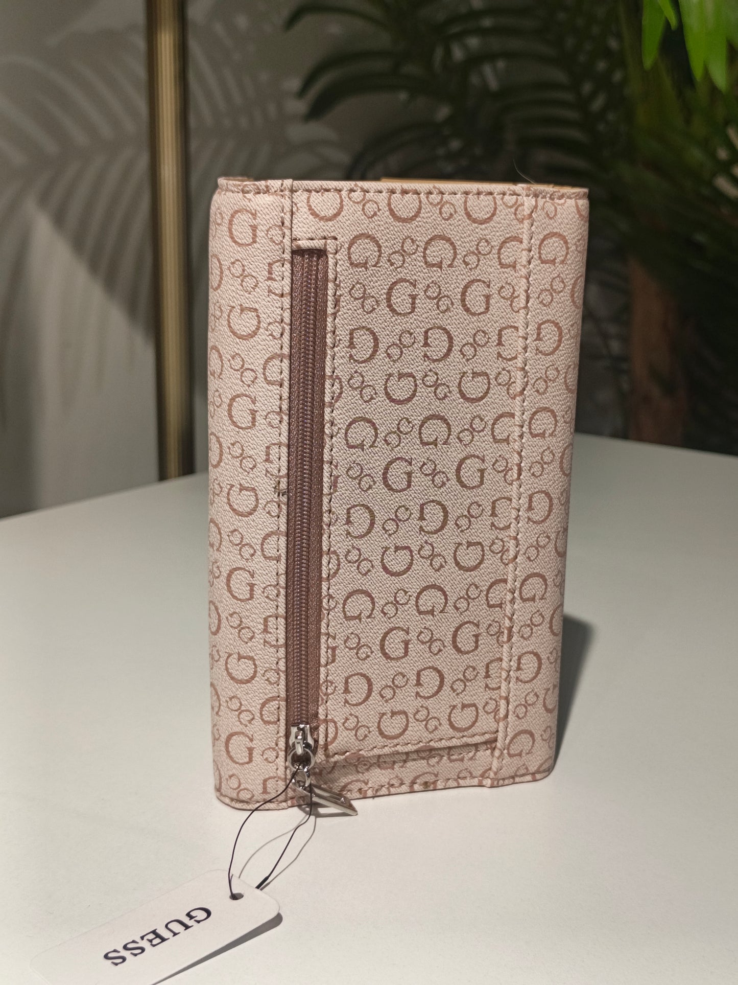 Guess wallet