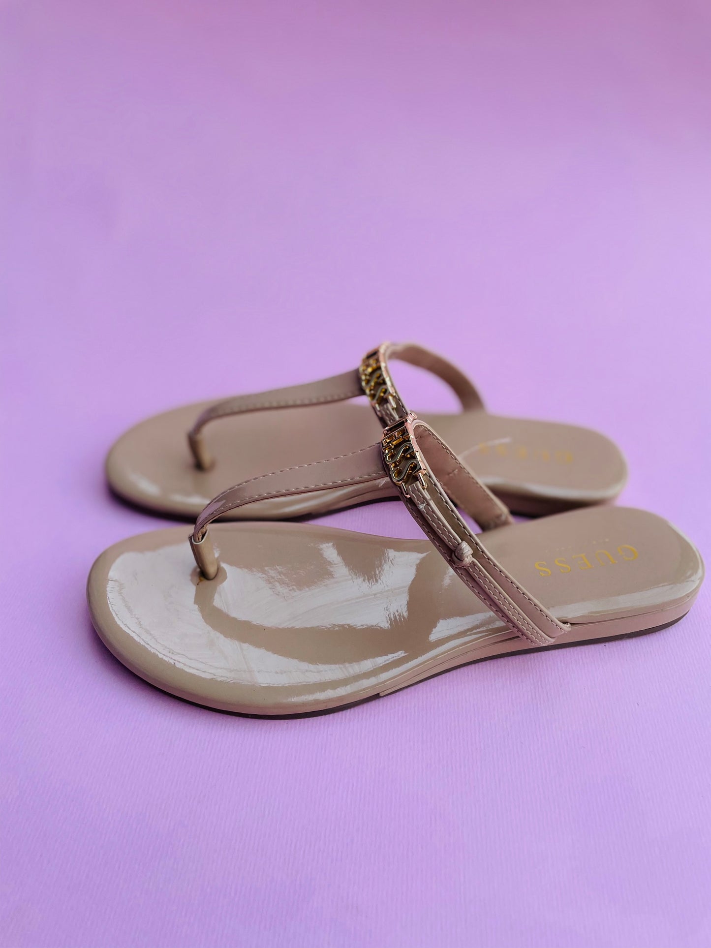 Guess sandal