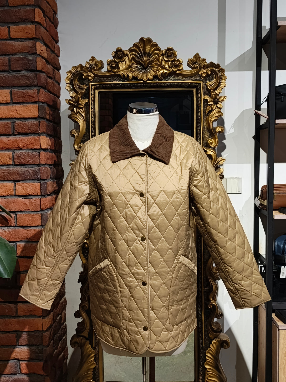 Hunter coat size large
