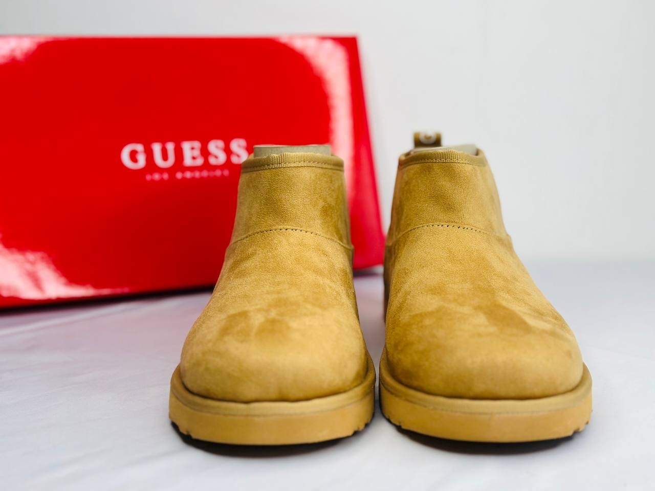 Guess boots