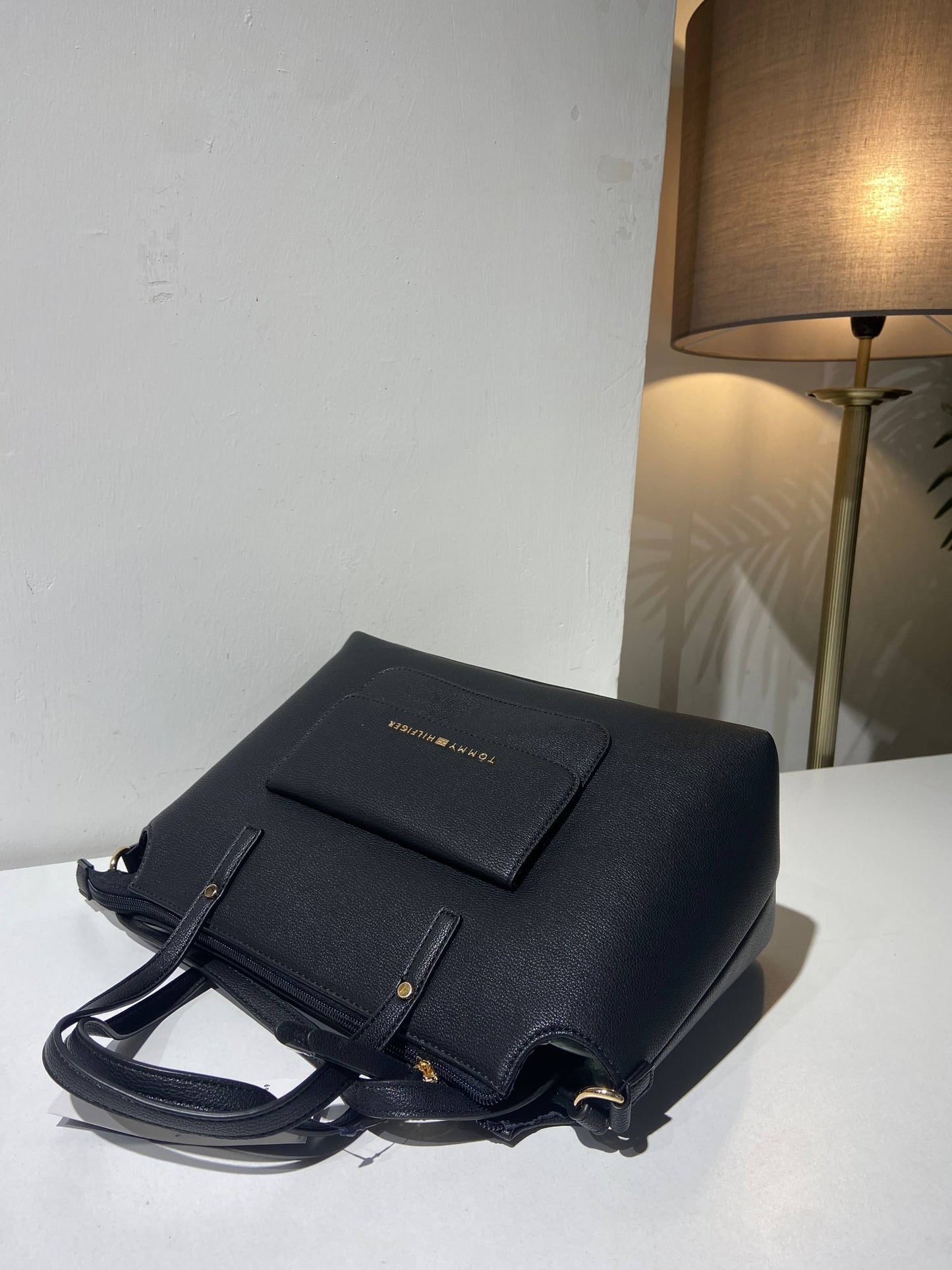 Tommy Hilfiger bag