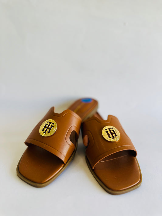 Tommy Hilfiger sandal size 38