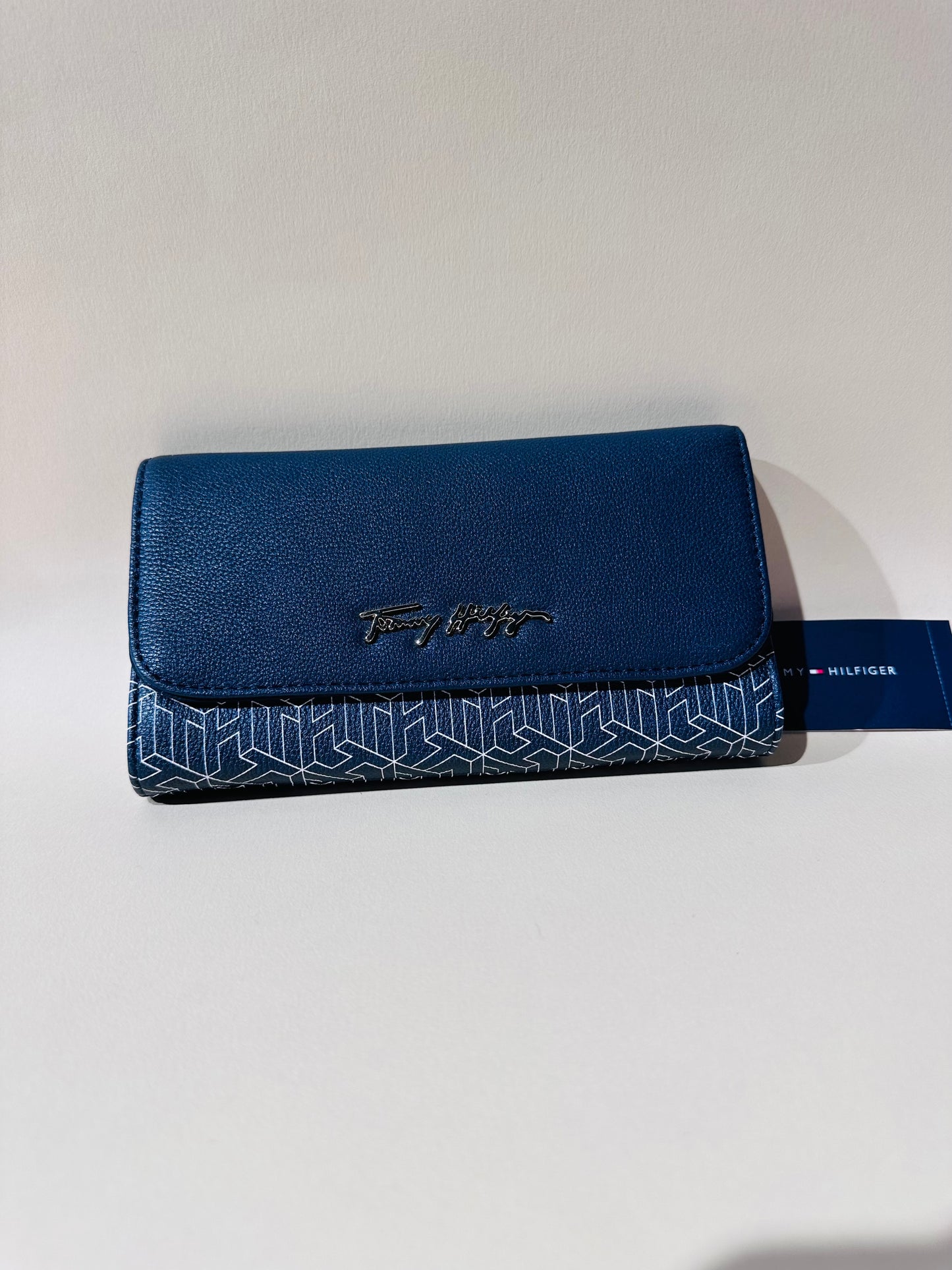 Tommy Hilfiger wallet