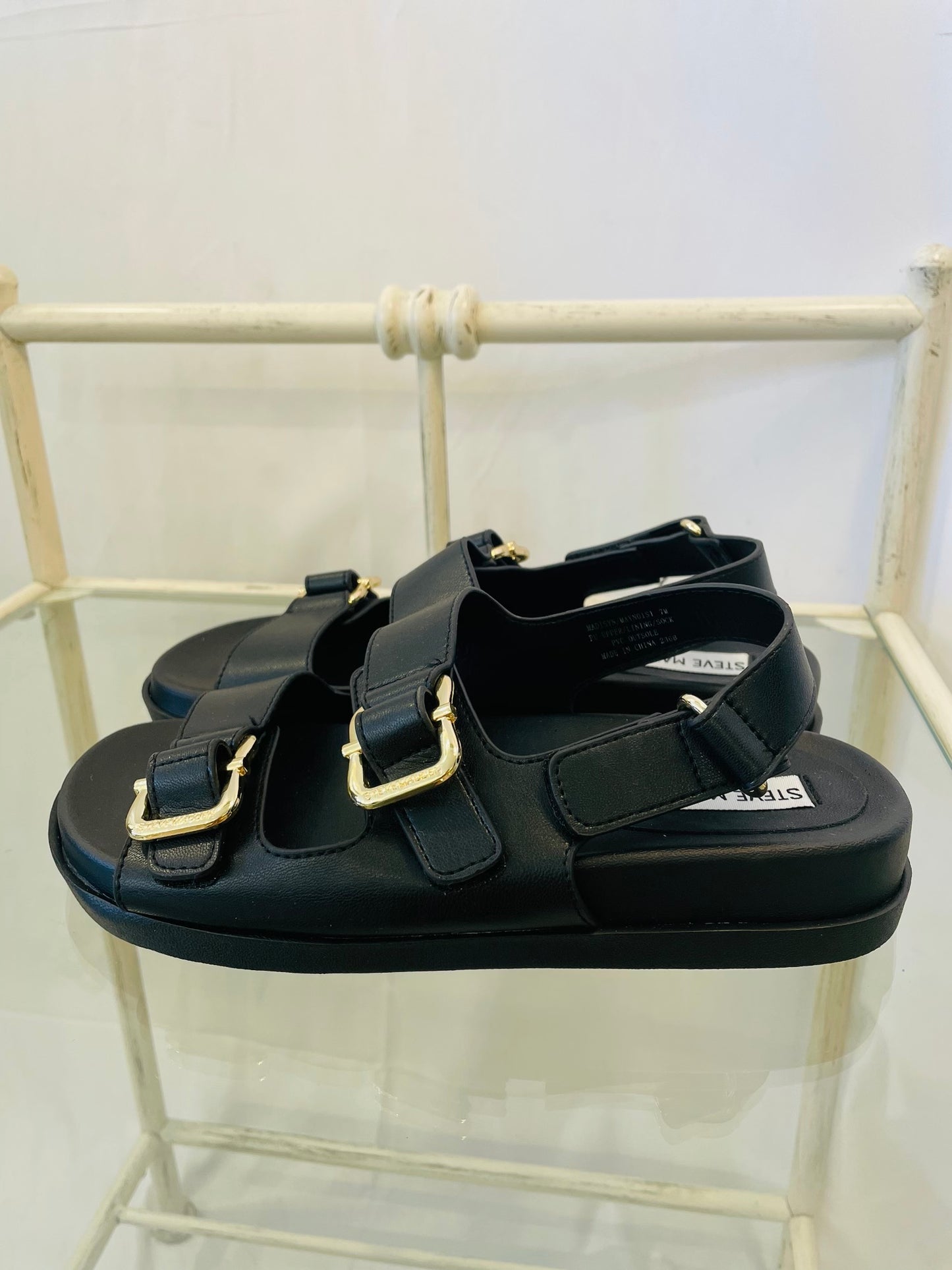 Steve Madden sandal