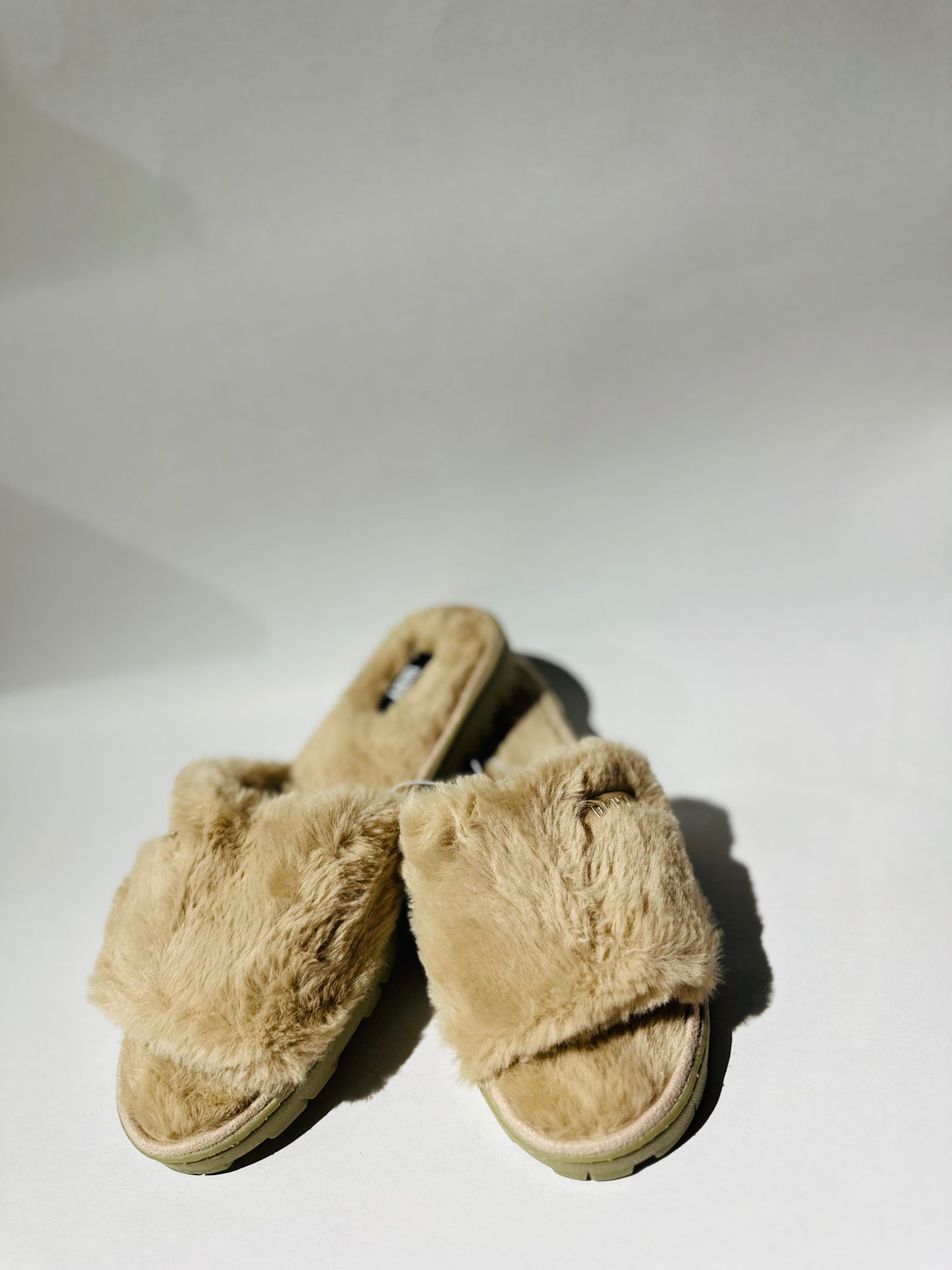 DKNY sandal brown size 37.5