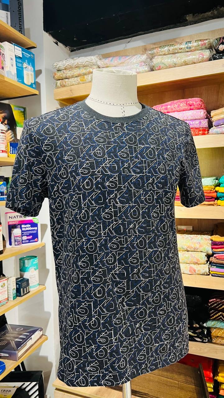 michael kors t-shirt size S