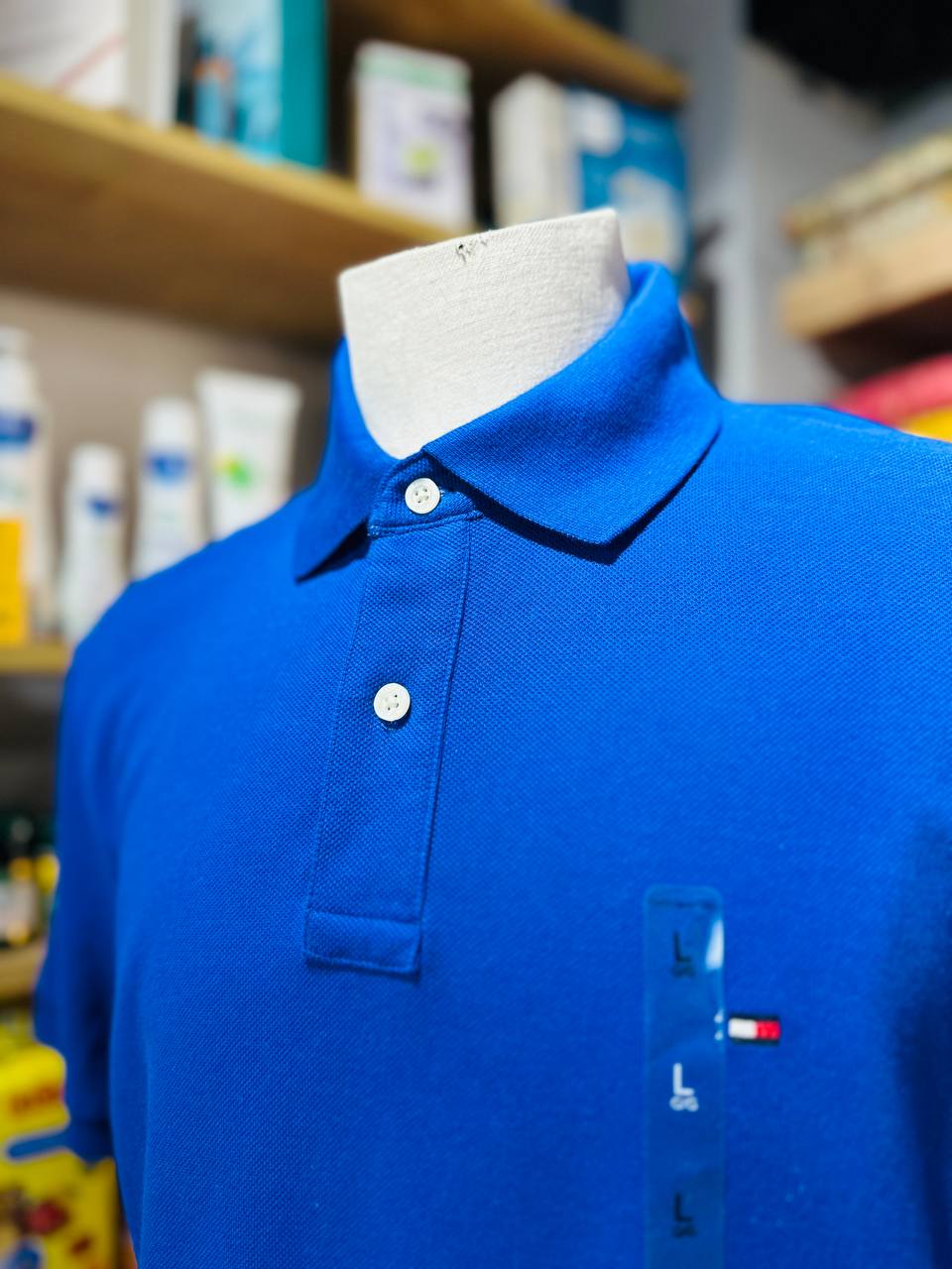 Tommy Hilfiger shirt size large