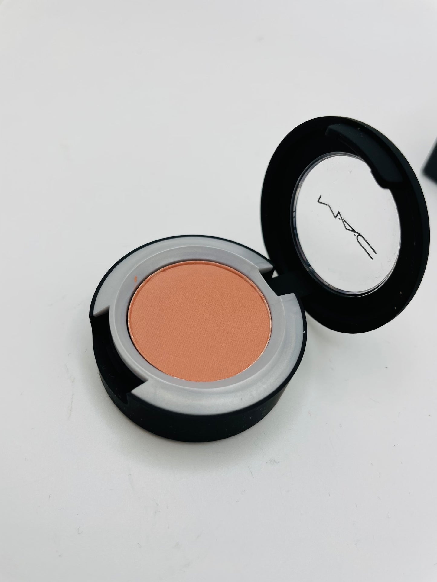 Mac eyeshadow & blush