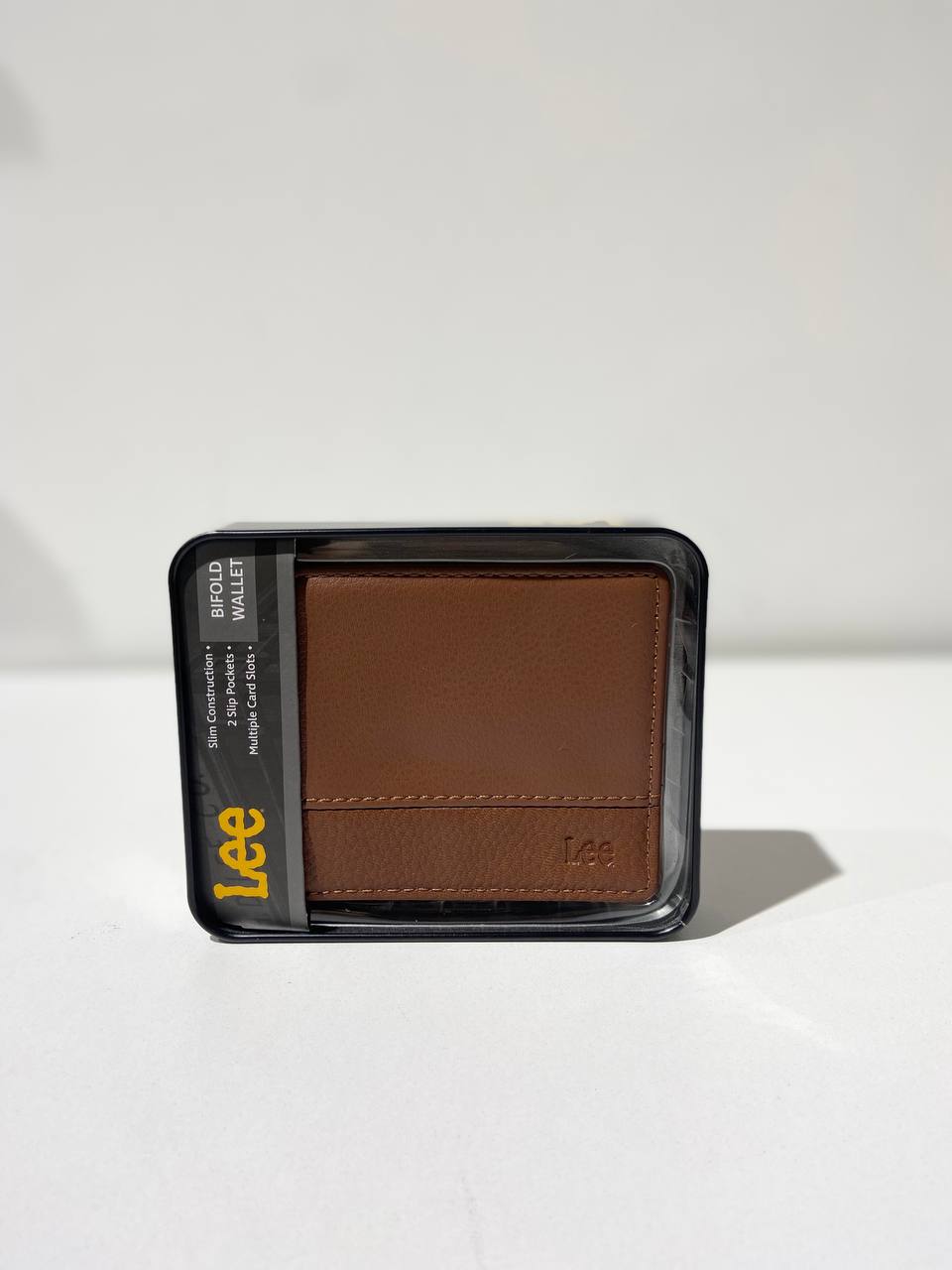Lee wallet