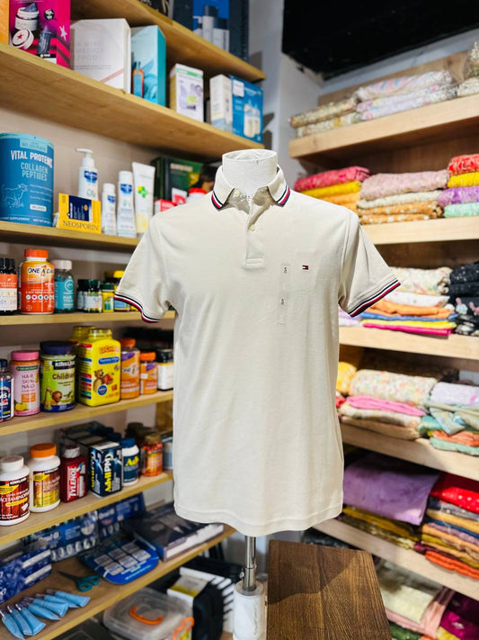 Tommy Hilfiger shirt size small