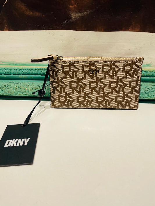 Dkny wallet