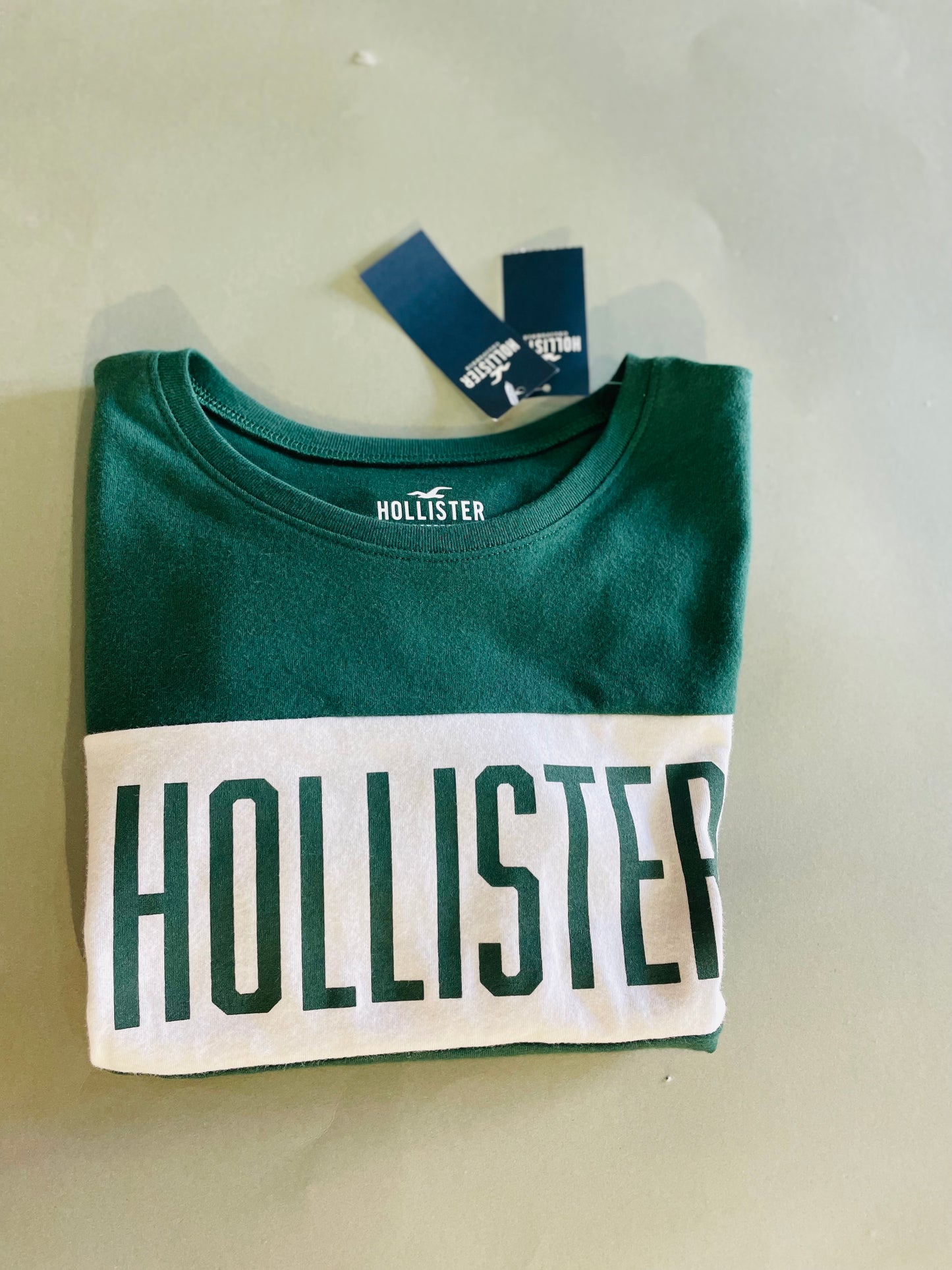 Holister kids shirt