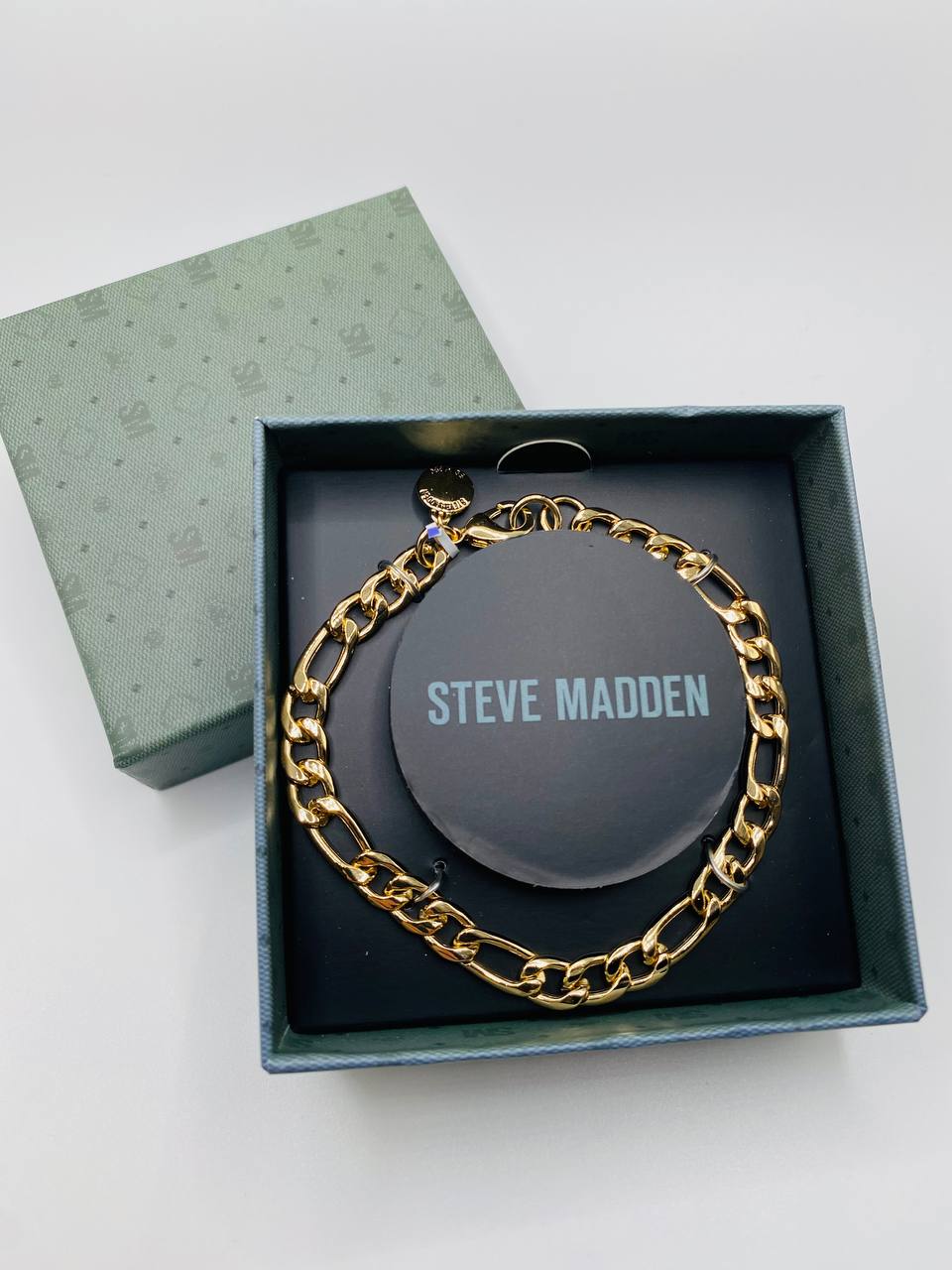 Steve Madden bracelet
