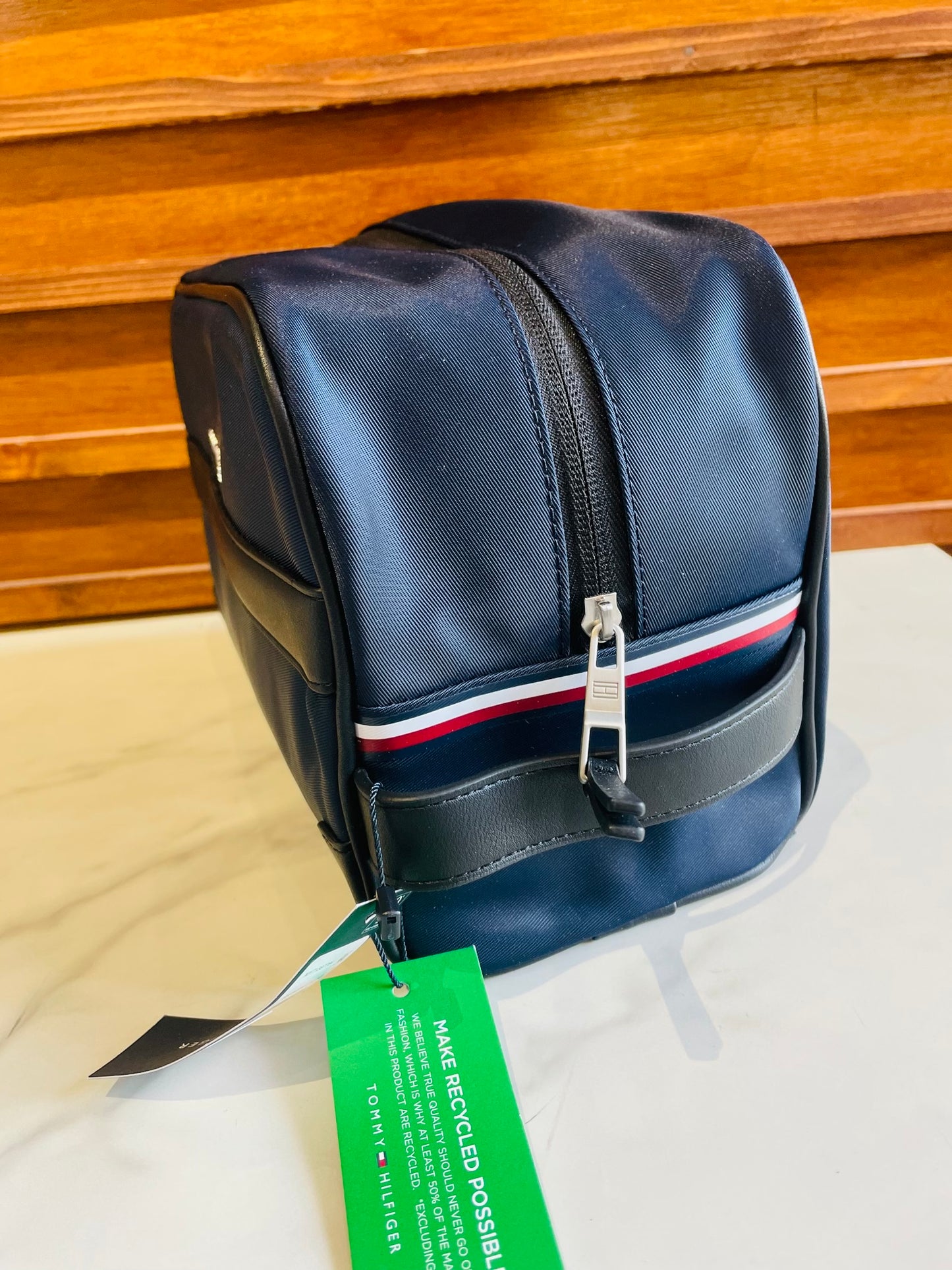 Tommy Hilfiger hand bag