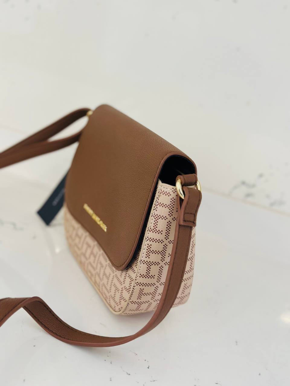 Tommy Hilfiger bag