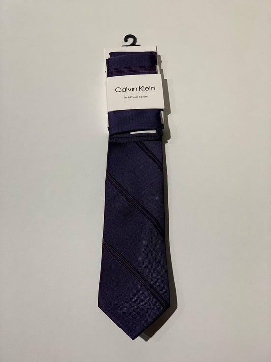 Calvin Klein tie & pocket square