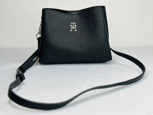 Tommy Hilfiger bag