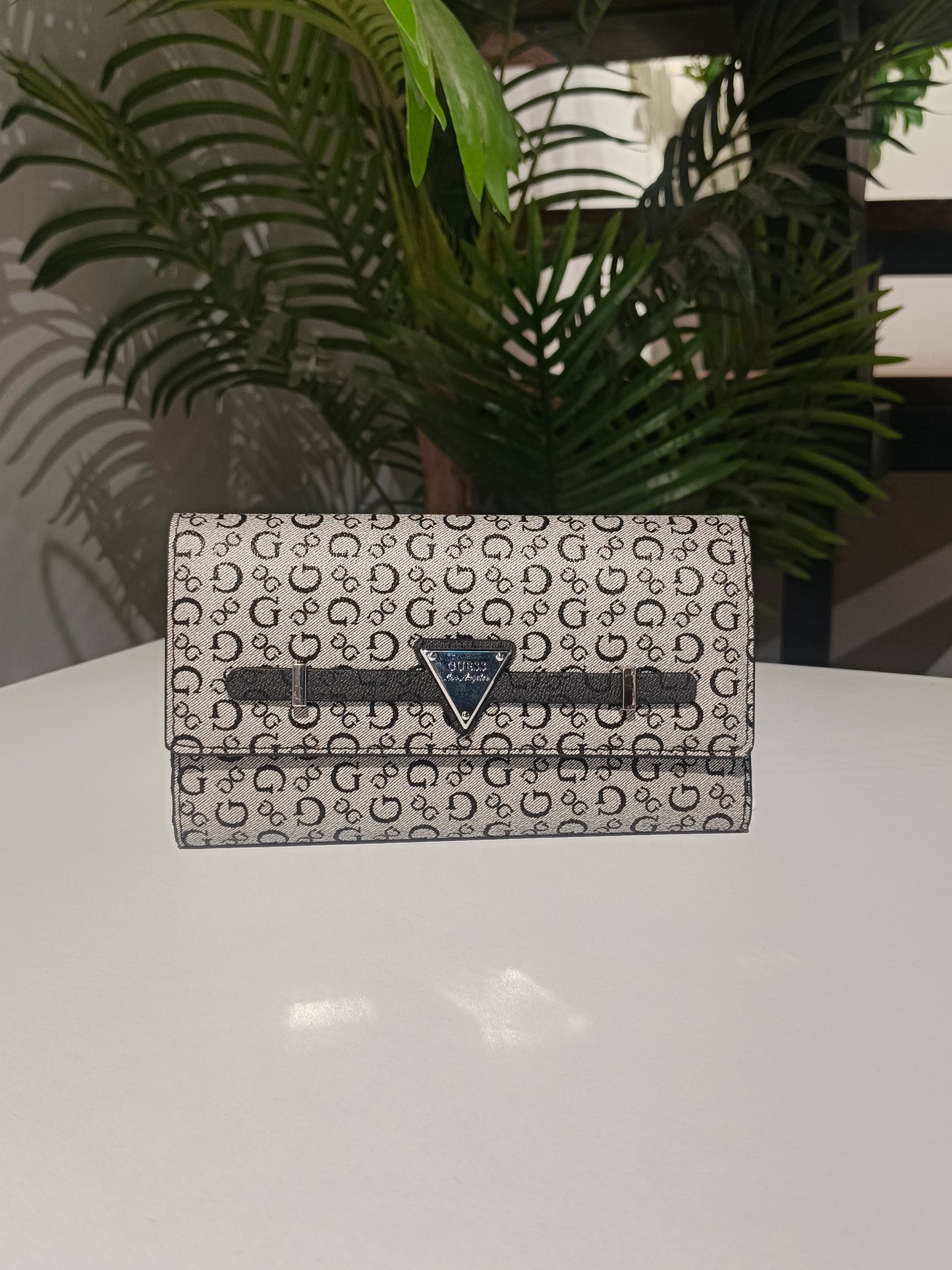 Guess wallet