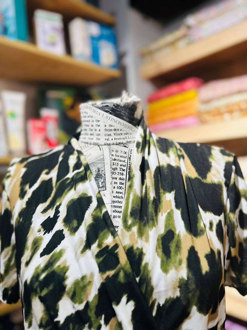 Dkny top size large
