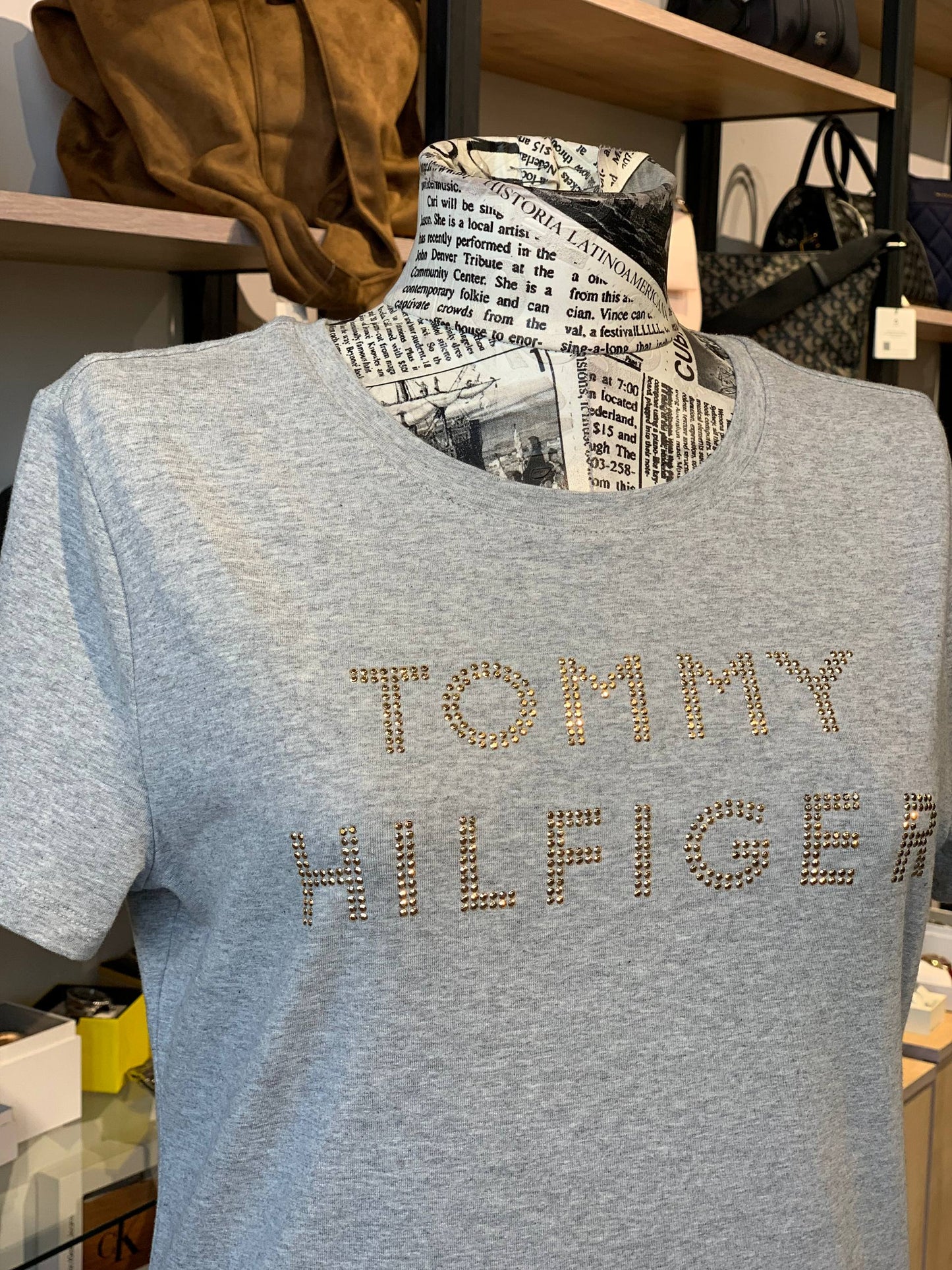Tommy Hilfiger dress shirt size small
