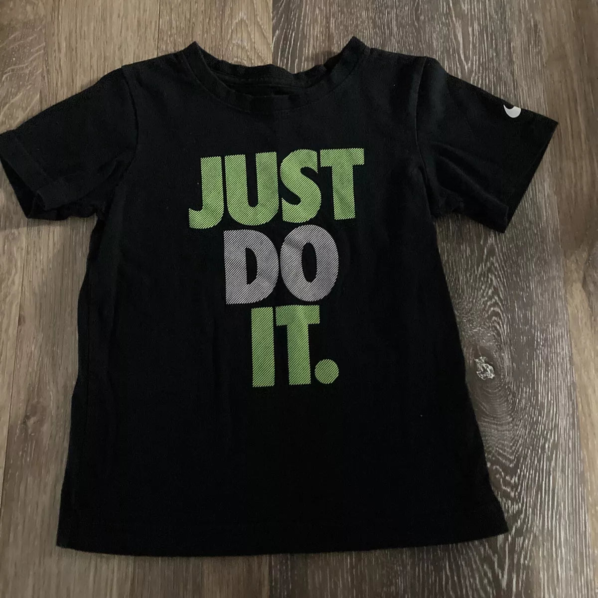 Nike kids shirt