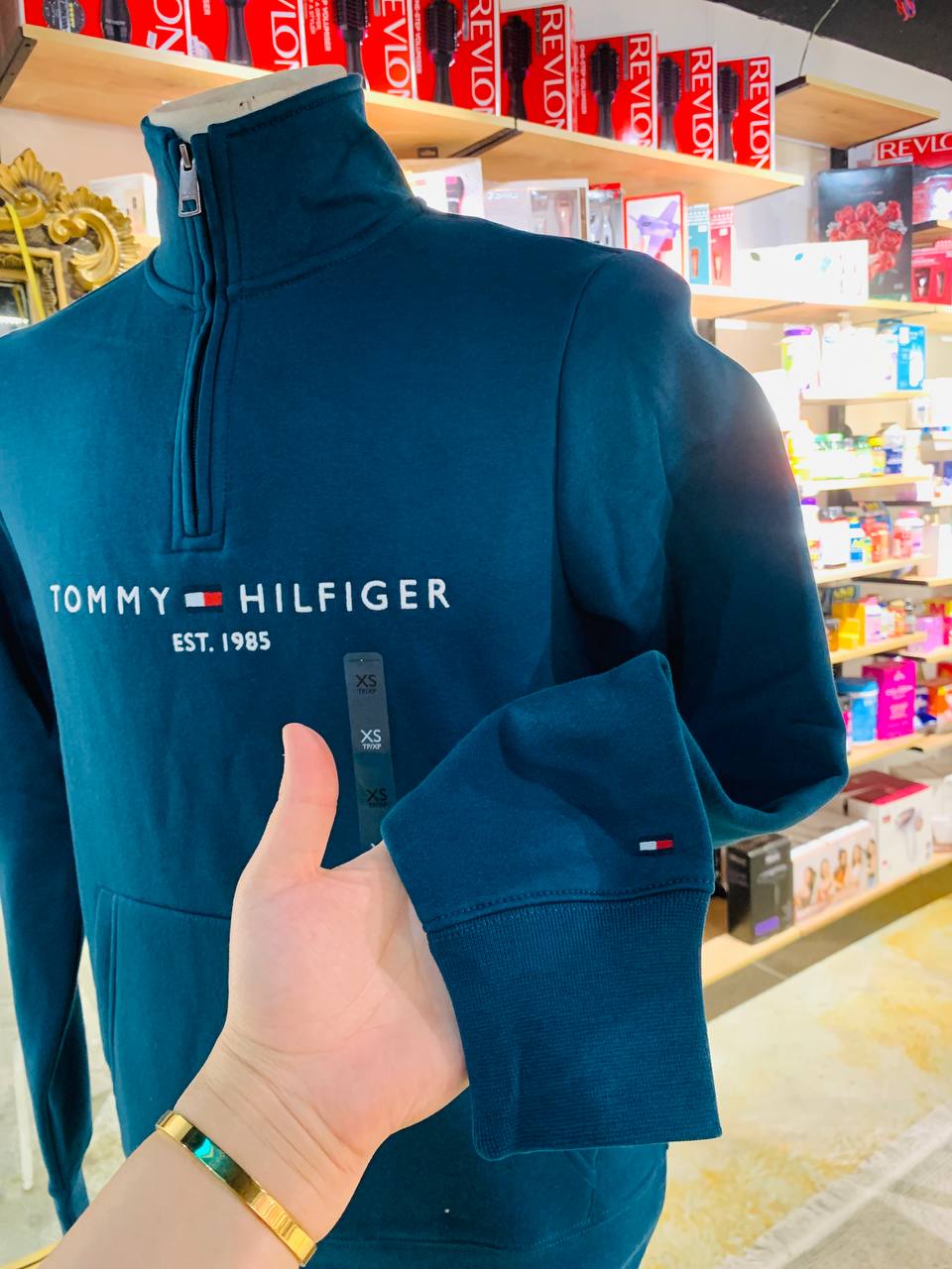 Tommy Hilfiger men’s sweater